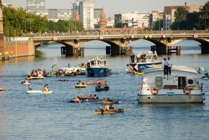 Demonstracije na rijeci Spree
